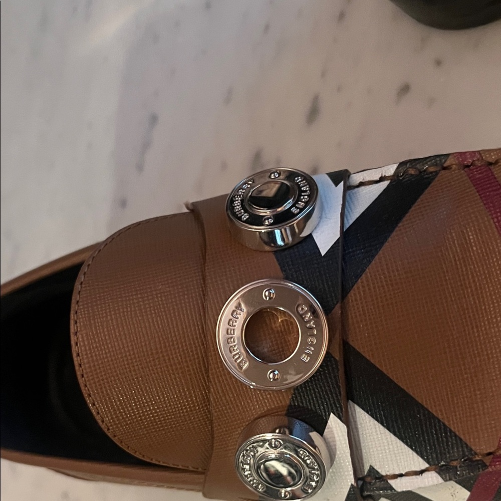 Burberry Tan Leather Loafers with Silver Accents - Picture 4 of 5
